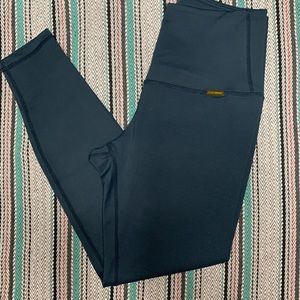 Cleo Original Reign Leggings